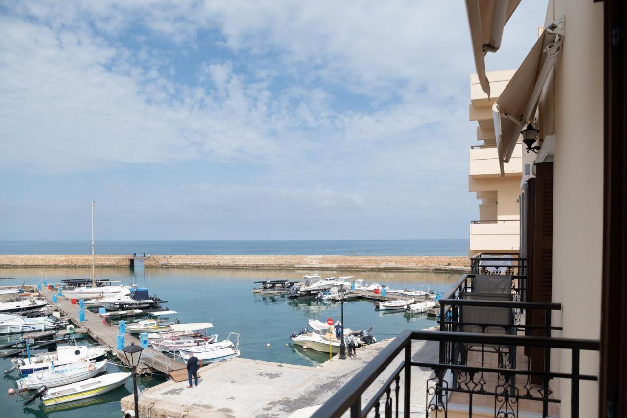Destino Home Overlooking The Venetian Port Of Chania Chania  Eksteriør billede