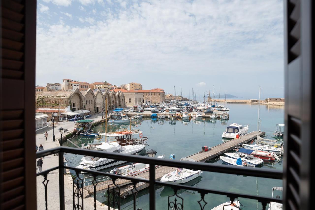 Destino Home Overlooking The Venetian Port Of Chania Chania  Eksteriør billede